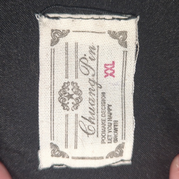 Embroidered Sleeve Jacket - Picture 11 of 11